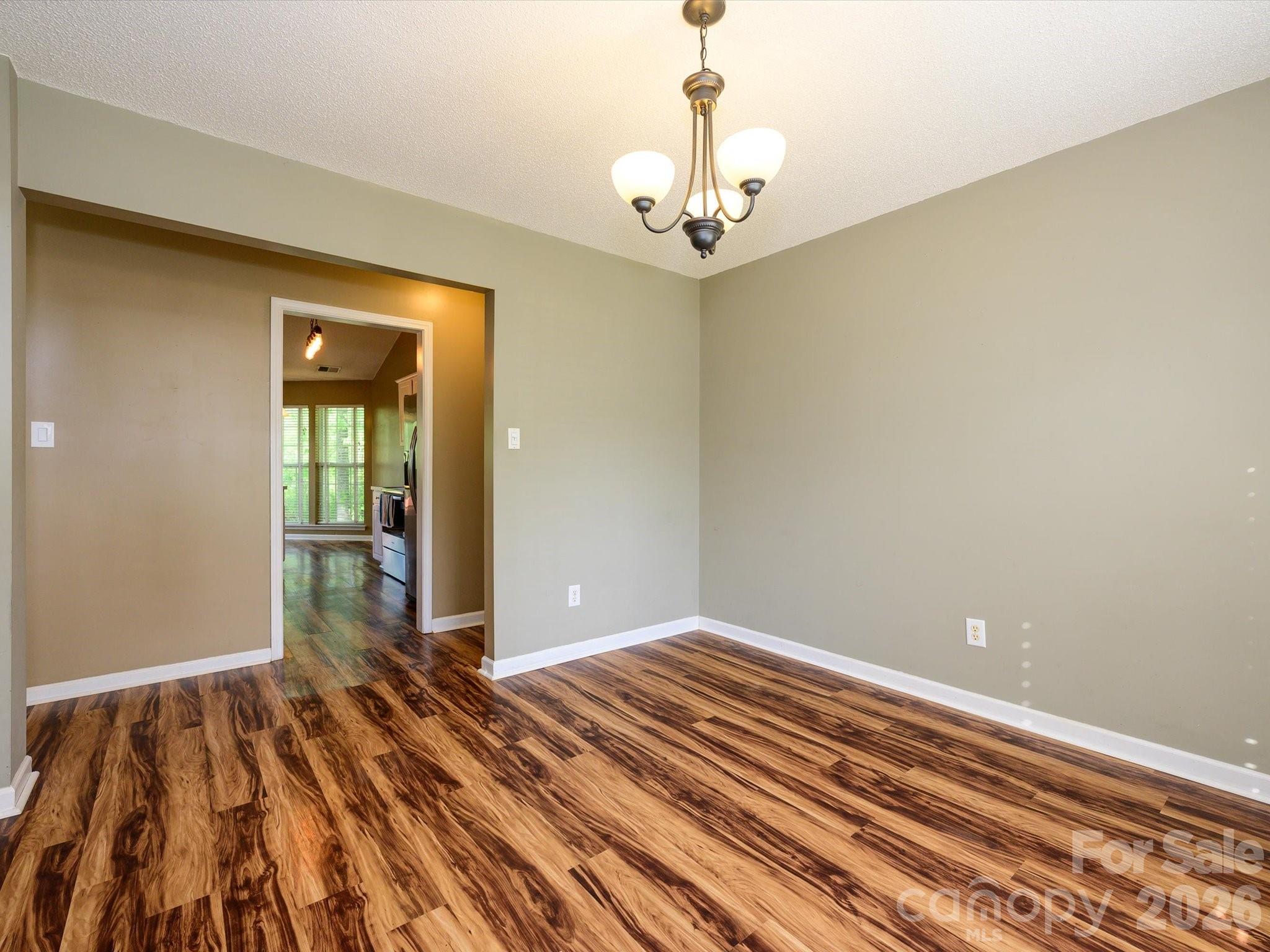 9005 Shenington Place Charlotte NC 28216
