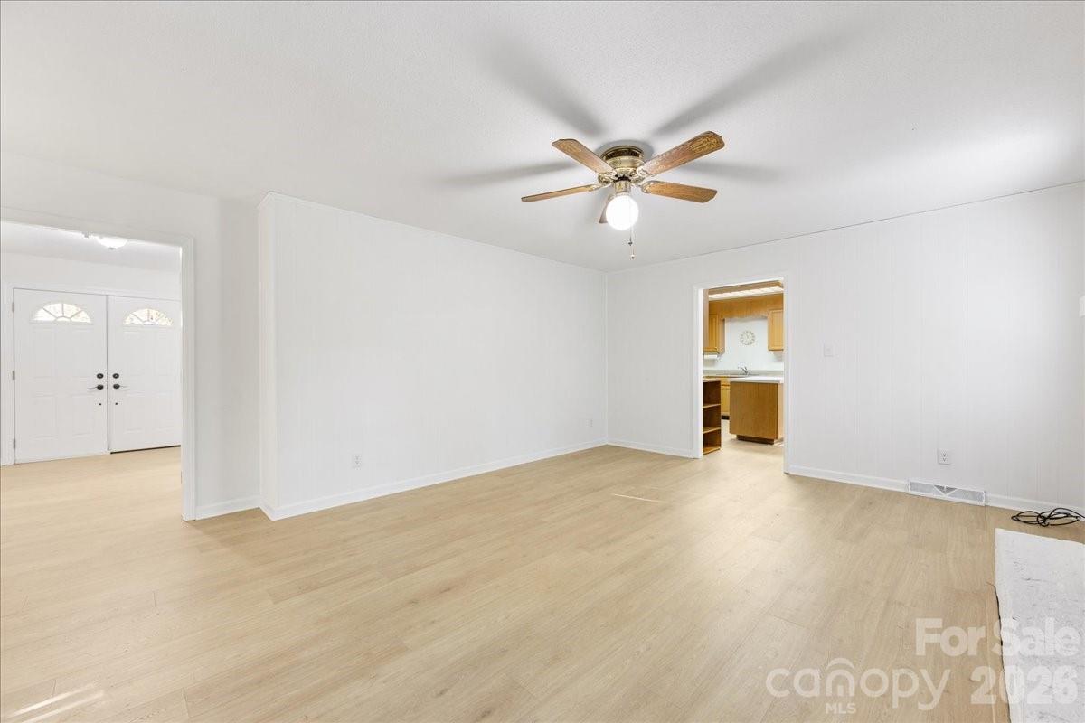 1840 Stoneyridge Drive Charlotte NC 28214