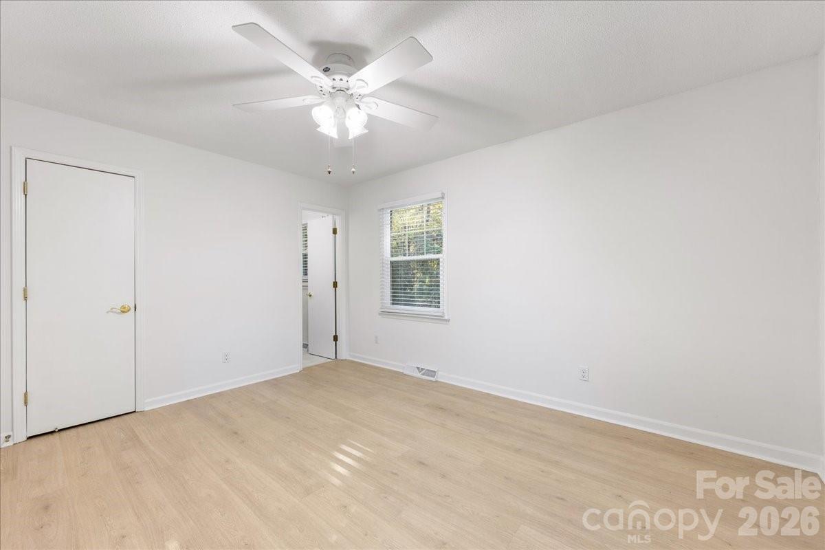 1840 Stoneyridge Drive Charlotte NC 28214