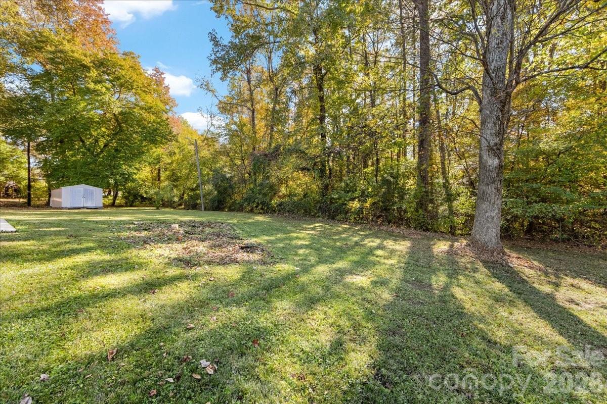 1840 Stoneyridge Drive Charlotte NC 28214