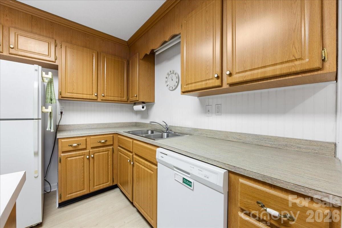1840 Stoneyridge Drive Charlotte NC 28214