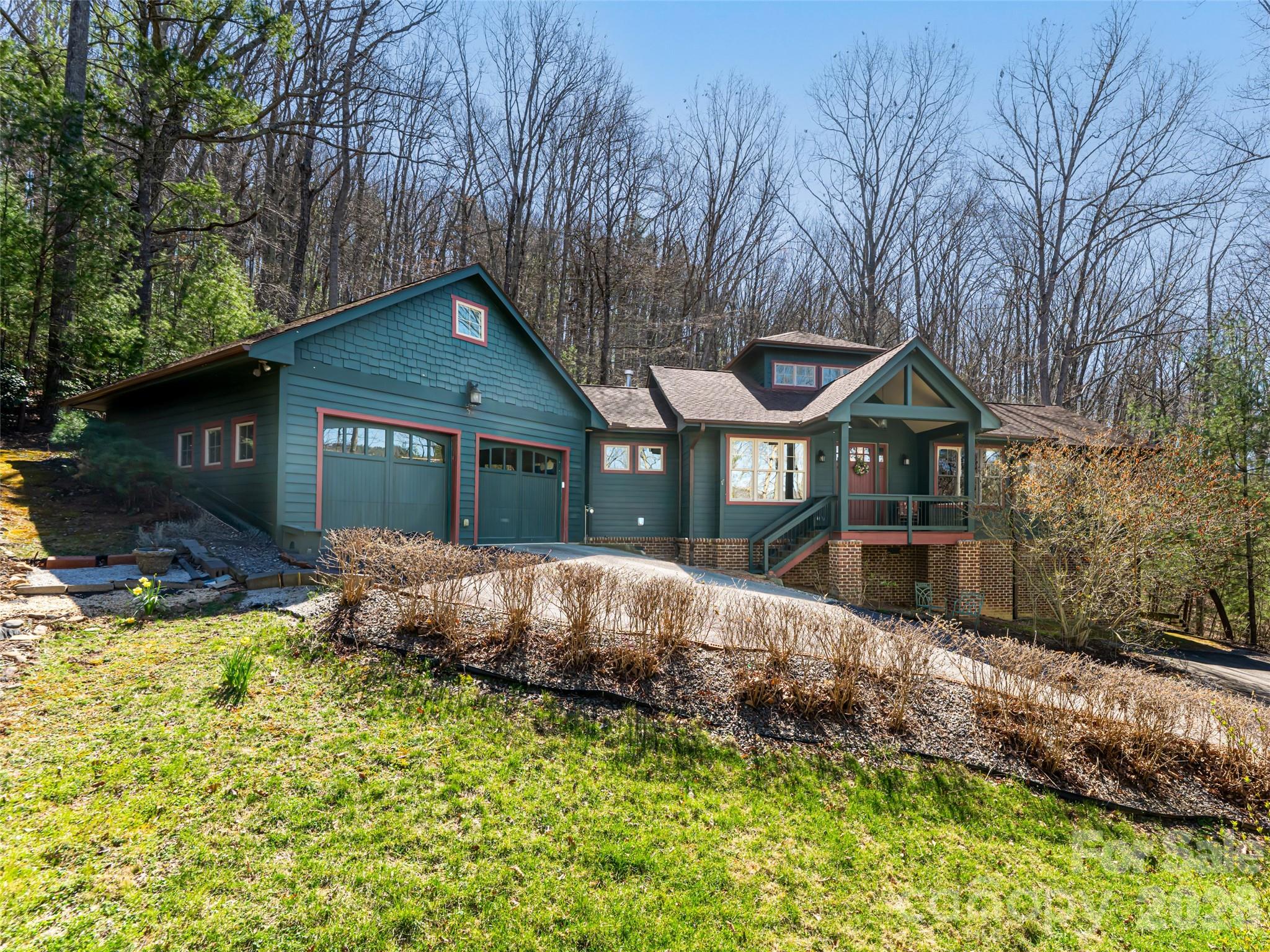 39 Oak Hollow Drive Asheville NC 28805