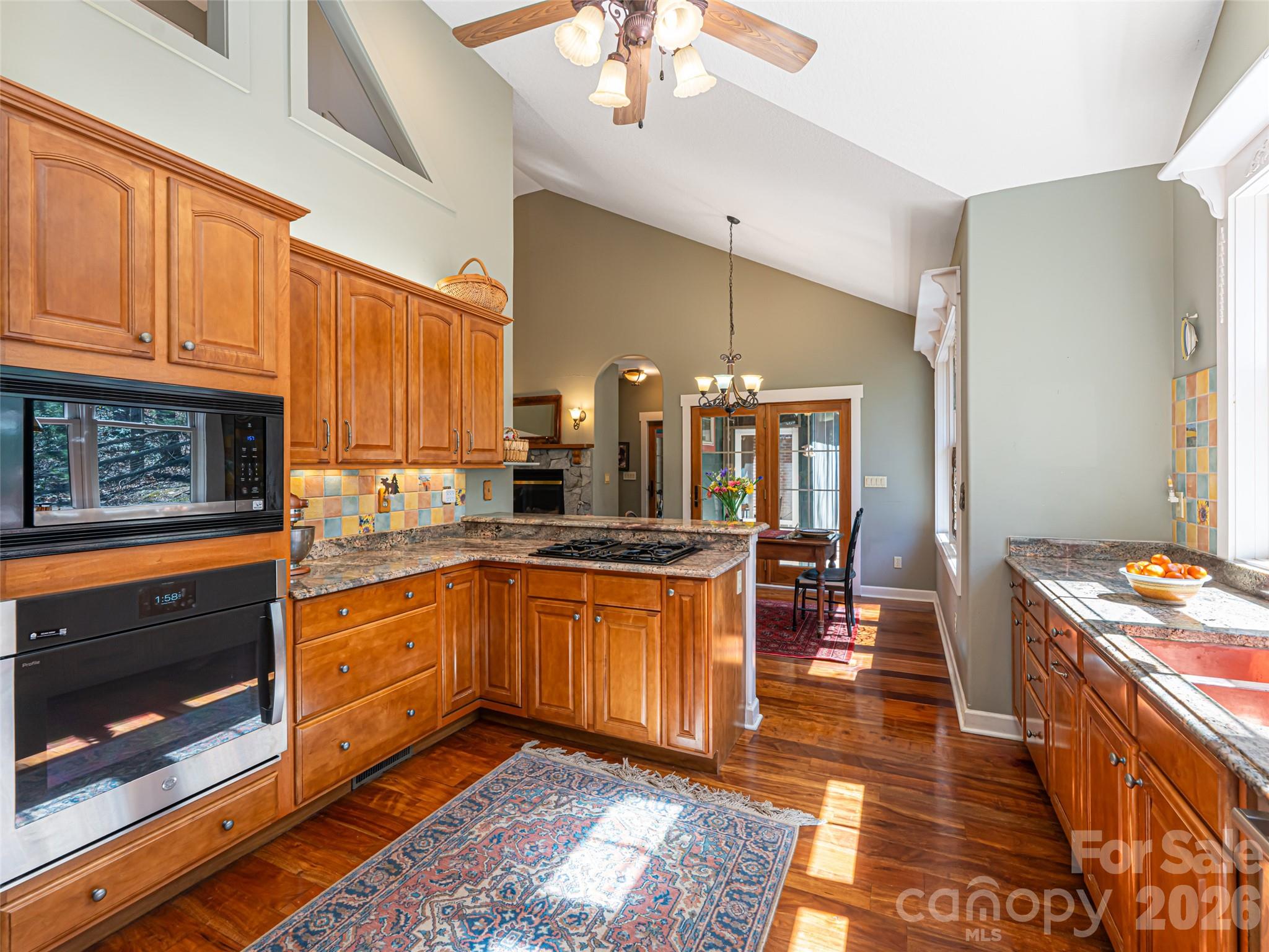 39 Oak Hollow Drive Asheville NC 28805