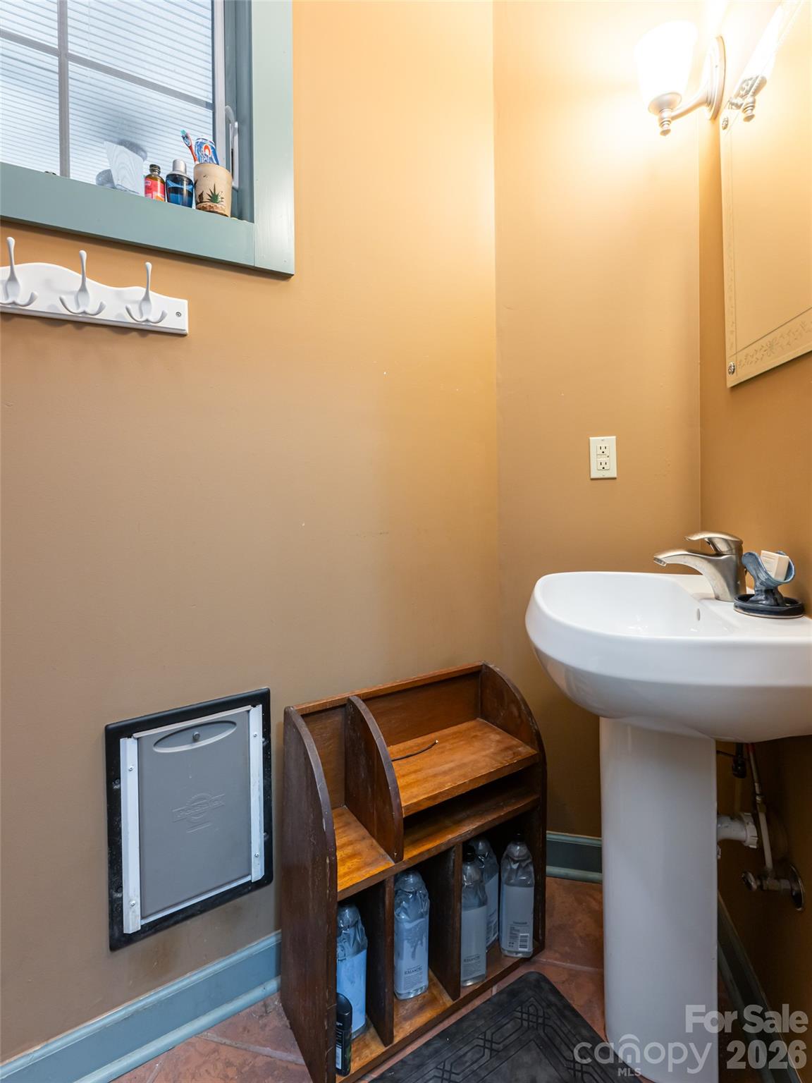 39 Oak Hollow Drive Asheville NC 28805