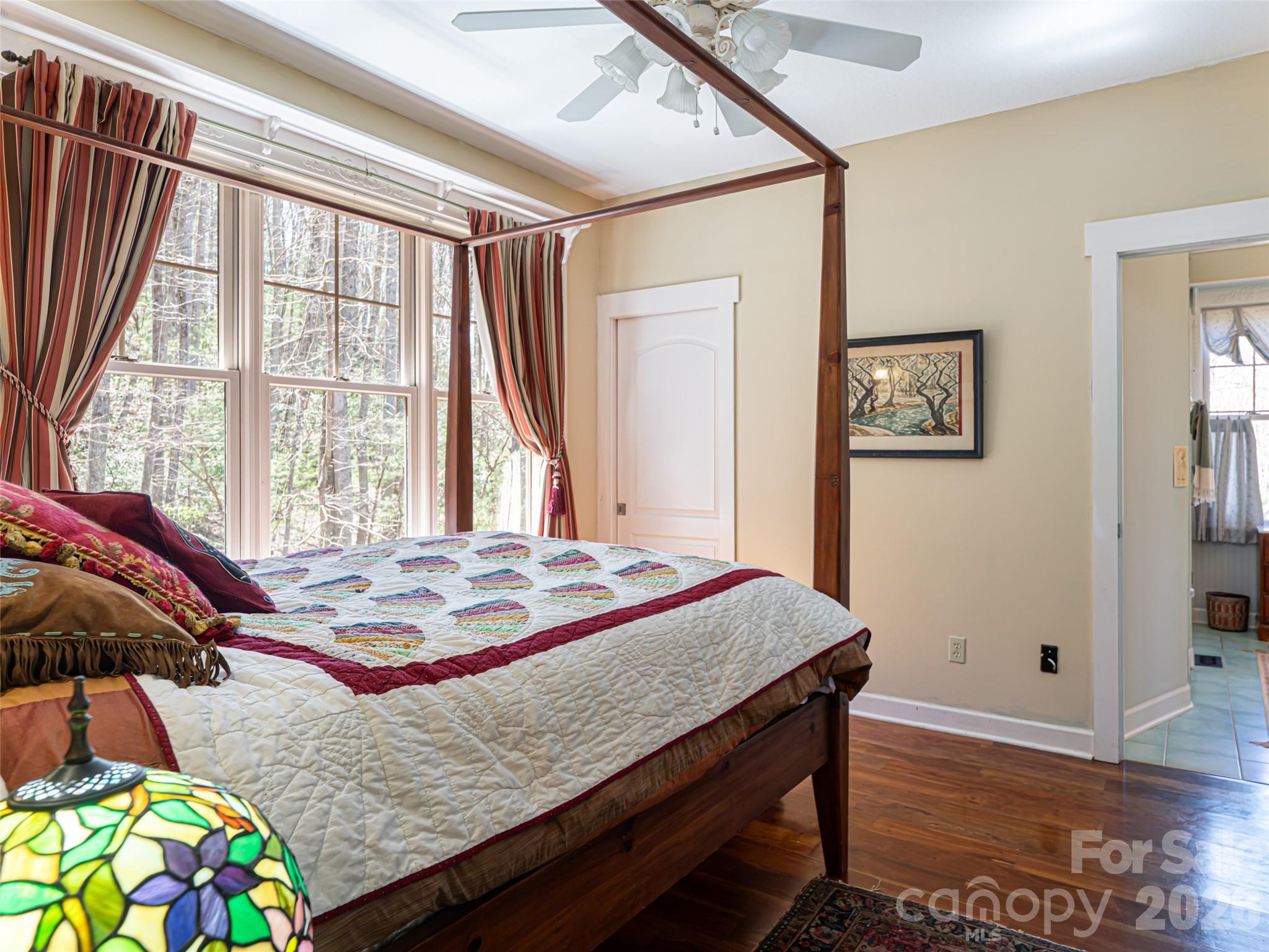 39 Oak Hollow Drive Asheville NC 28805