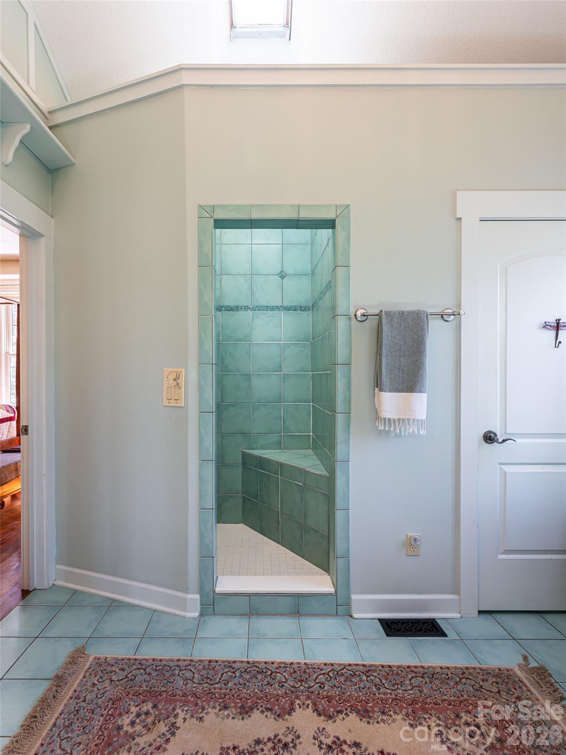 39 Oak Hollow Drive Asheville NC 28805