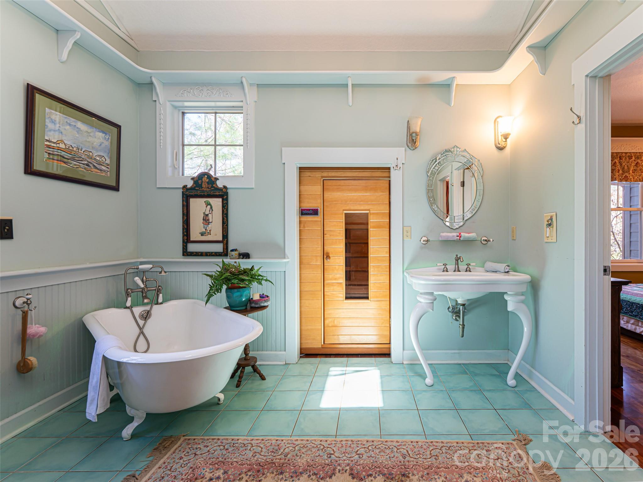 39 Oak Hollow Drive Asheville NC 28805