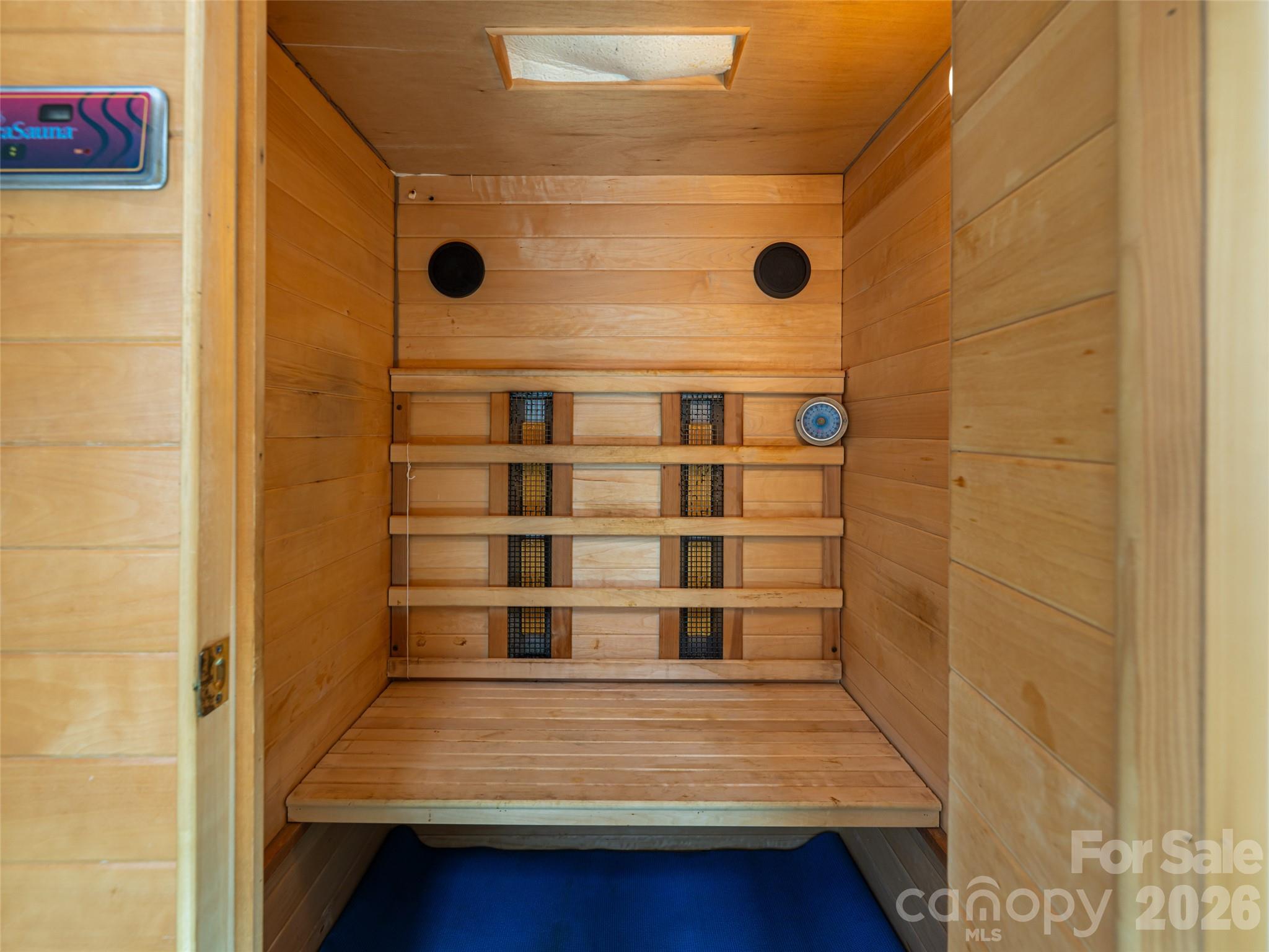 39 Oak Hollow Drive Asheville NC 28805