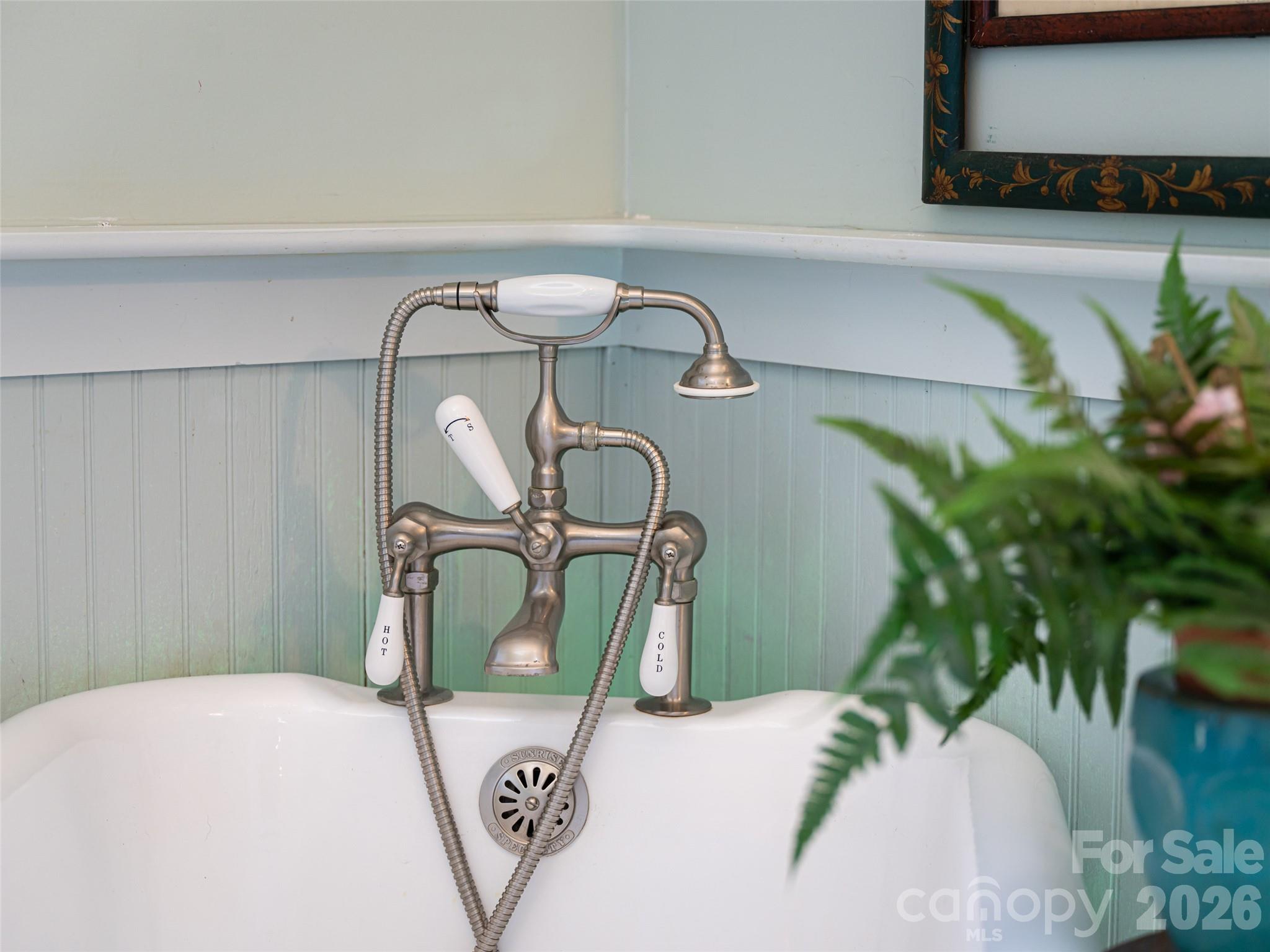 39 Oak Hollow Drive Asheville NC 28805