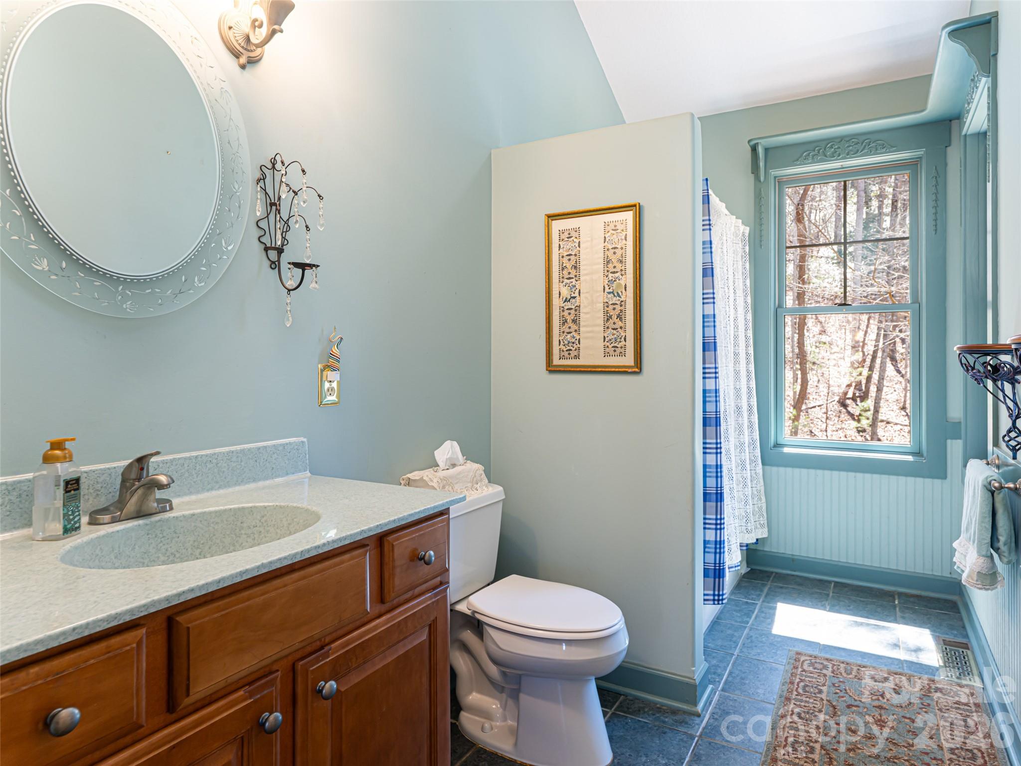 39 Oak Hollow Drive Asheville NC 28805