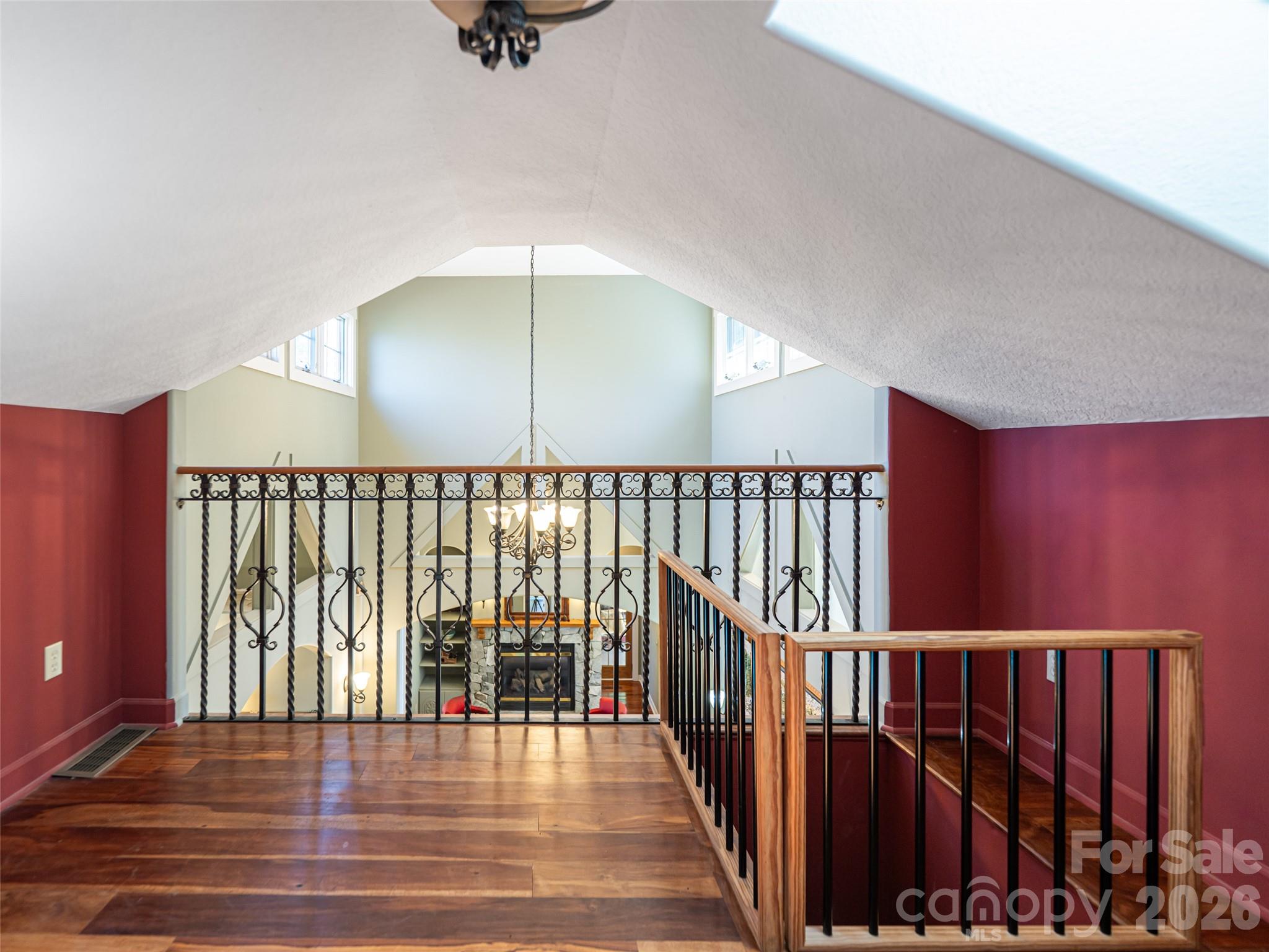 39 Oak Hollow Drive Asheville NC 28805