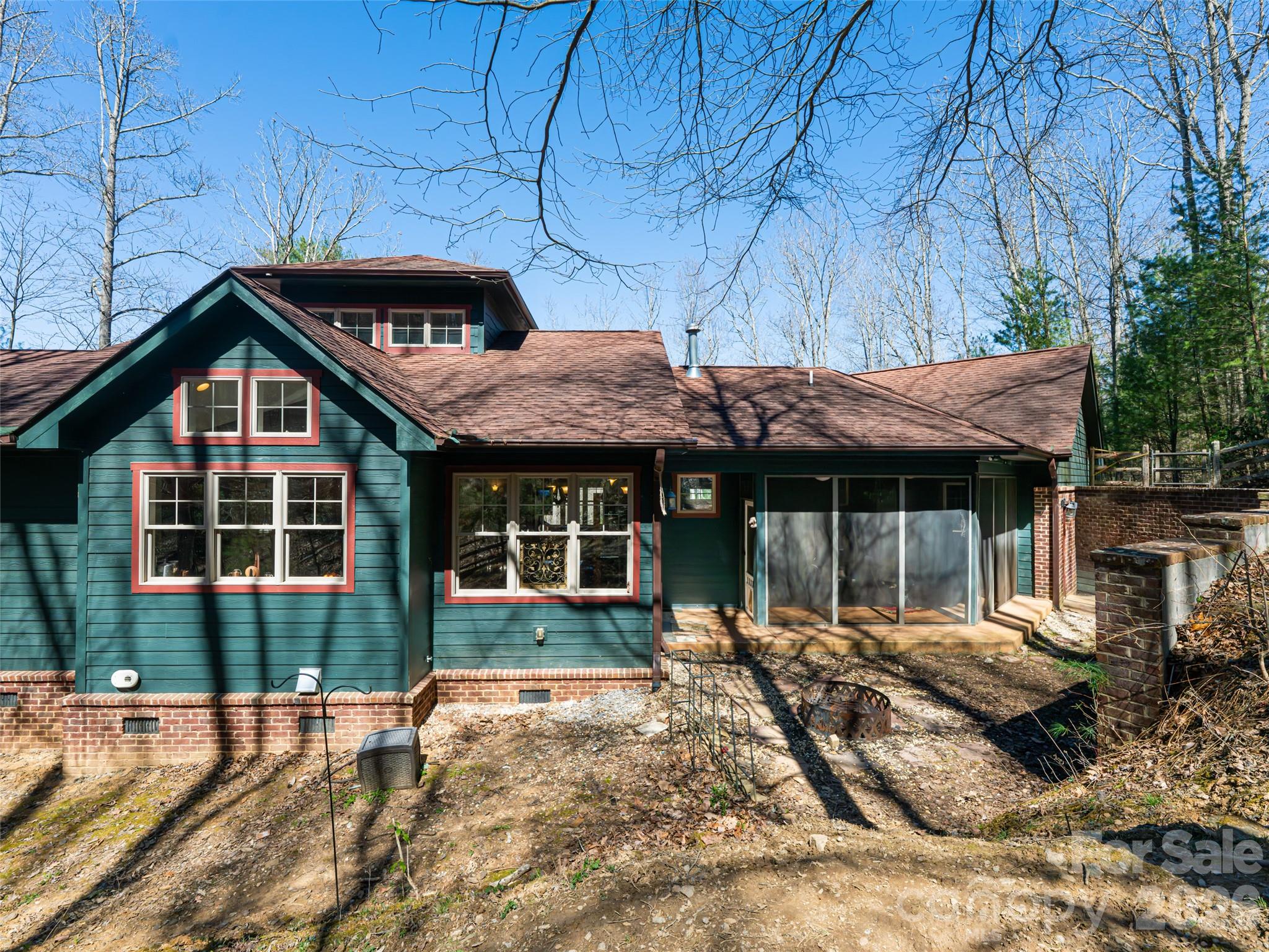 39 Oak Hollow Drive Asheville NC 28805