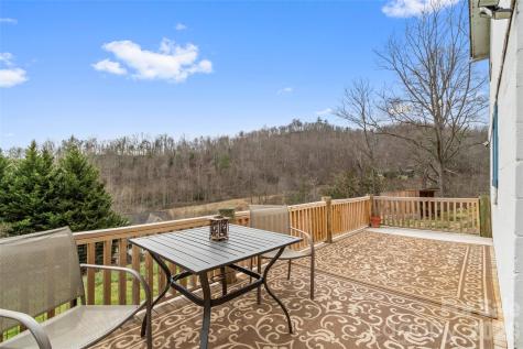 138 Robert Phillips Road Bakersville NC 28705