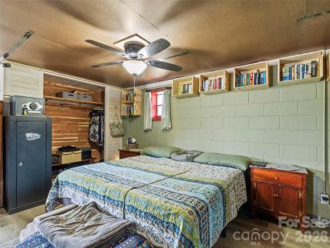 138 Robert Phillips Road Bakersville NC 28705