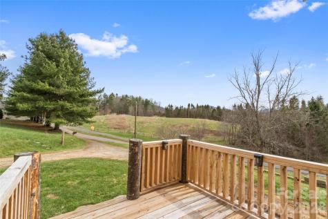 138 Robert Phillips Road Bakersville NC 28705