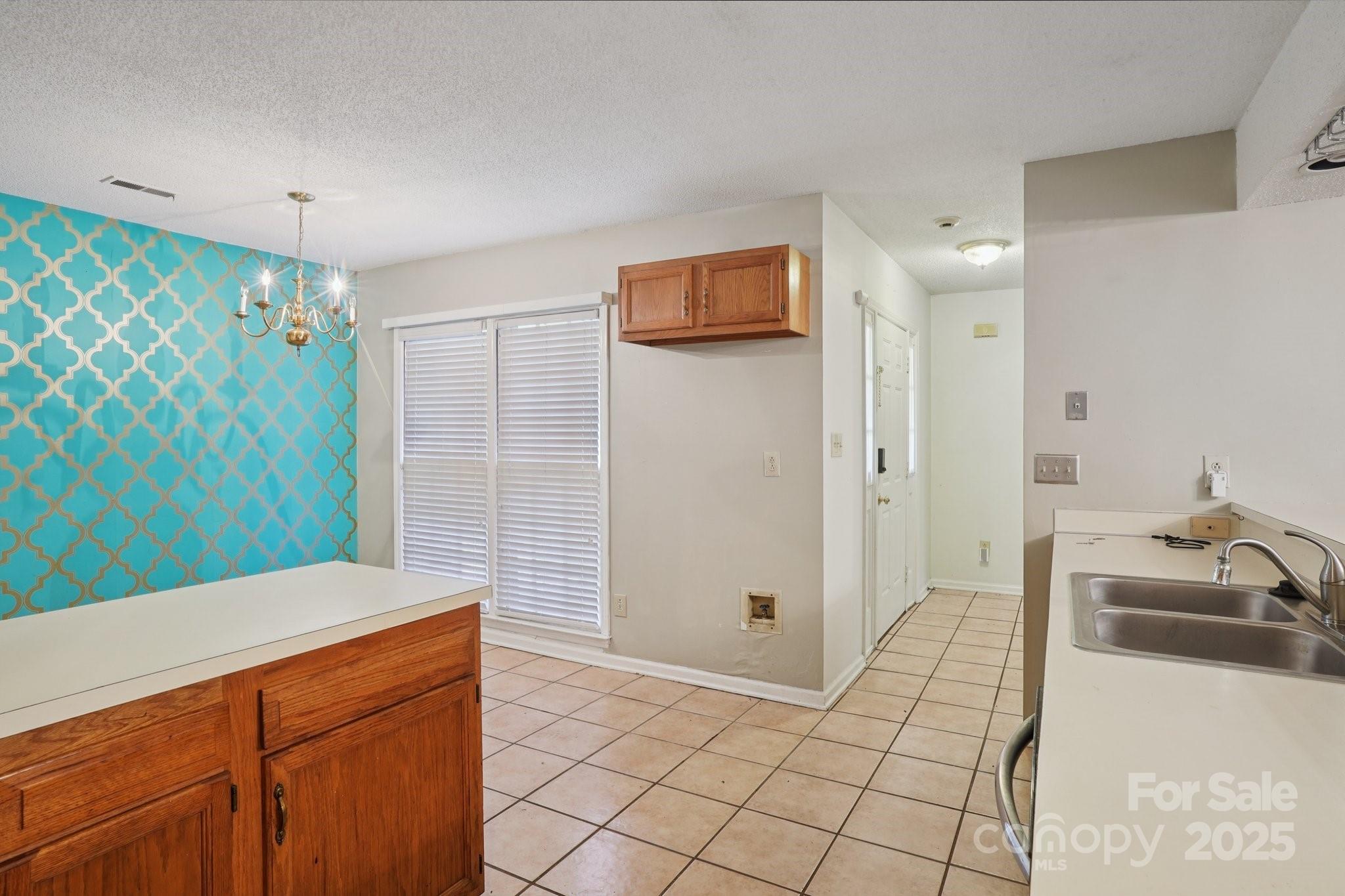 5531 Doverstone Court Charlotte NC 28208
