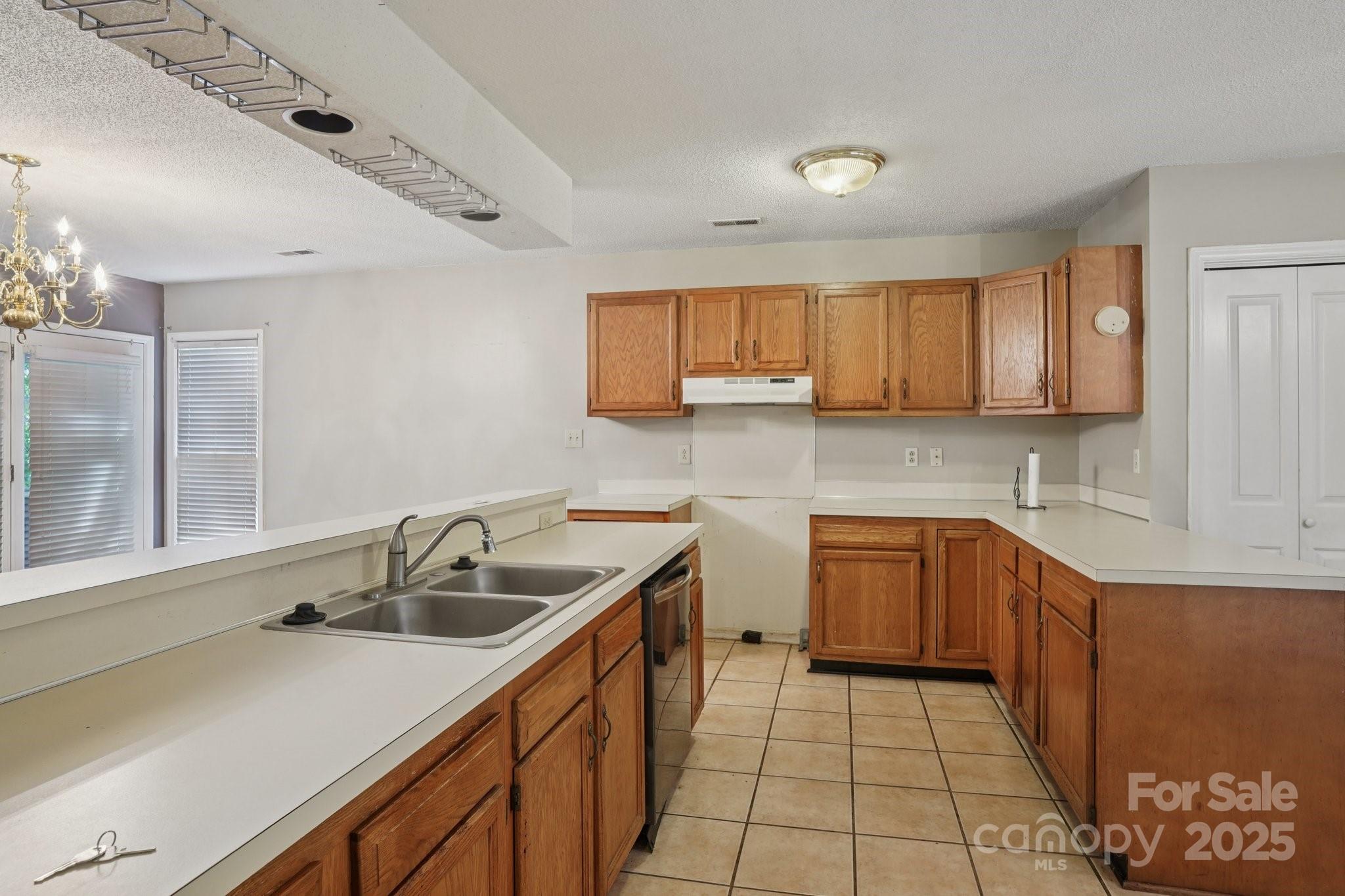 5531 Doverstone Court Charlotte NC 28208