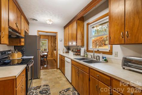 65 Roy Lane Black Mountain NC 28711
