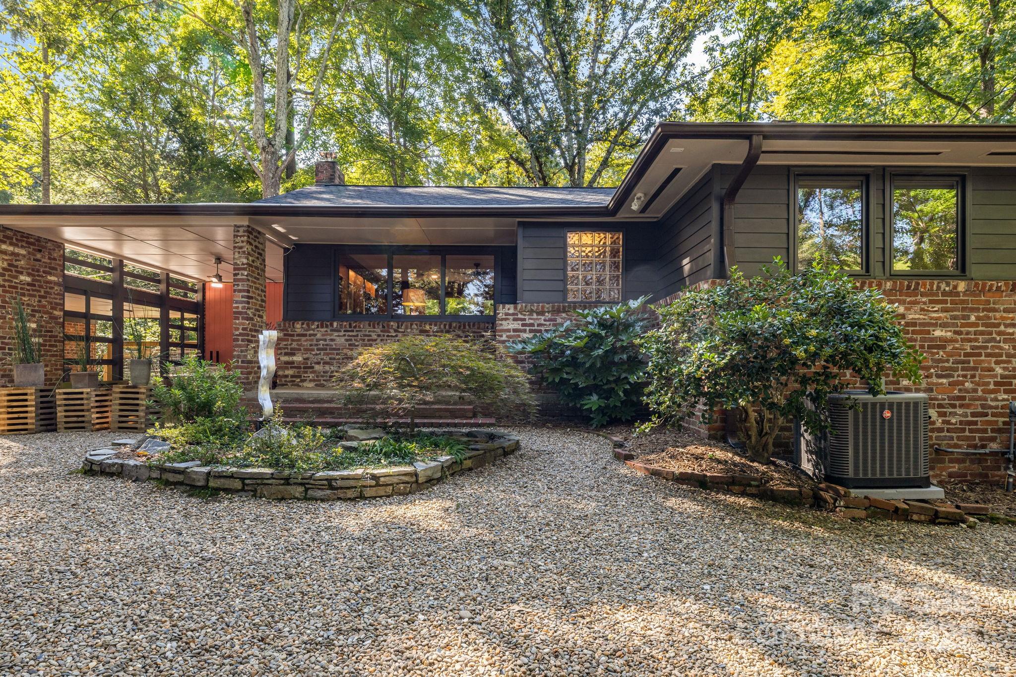 750 Braewick Road Tryon NC 28782