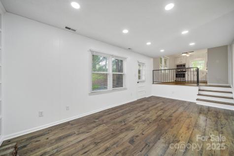 8514 Timber Crest Circle Charlotte NC 28226