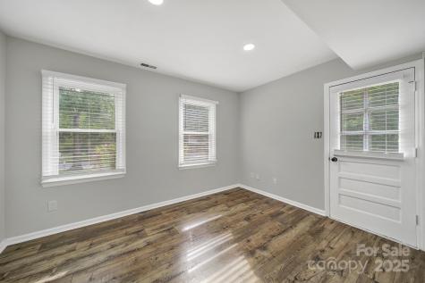 8514 Timber Crest Circle Charlotte NC 28226