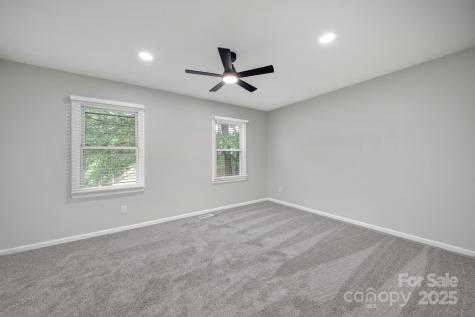 8514 Timber Crest Circle Charlotte NC 28226