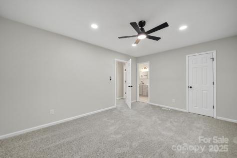 8514 Timber Crest Circle Charlotte NC 28226