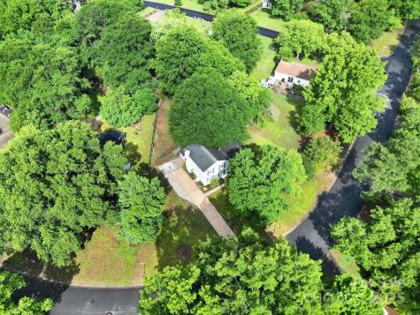 8514 Timber Crest Circle Charlotte NC 28226