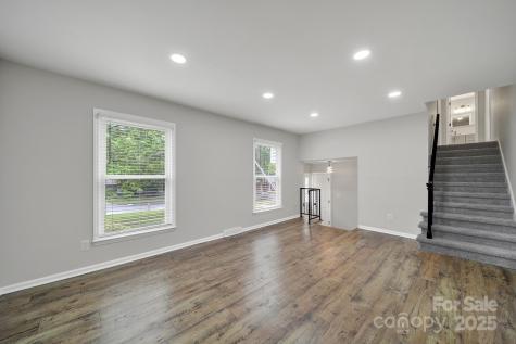 8514 Timber Crest Circle Charlotte NC 28226