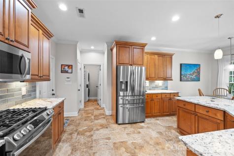 5625 Weavers Row Gastonia NC 28056
