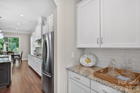 1005 Kara Court Matthews NC 28104