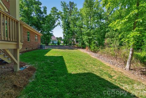 1005 Kara Court Matthews NC 28104