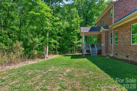 1005 Kara Court Matthews NC 28104