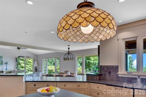 24 Westhaven Drive Asheville NC 28804