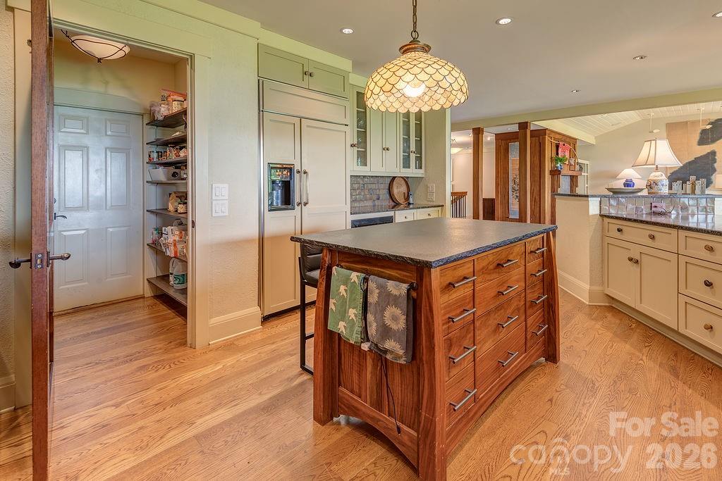 24 Westhaven Drive Asheville NC 28804