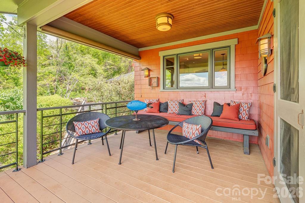 24 Westhaven Drive Asheville NC 28804