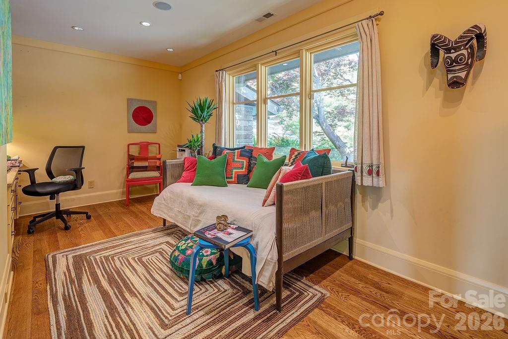 24 Westhaven Drive Asheville NC 28804