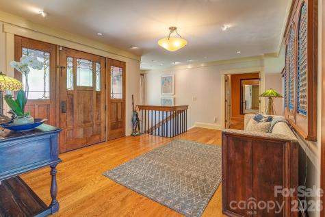 24 Westhaven Drive Asheville NC 28804