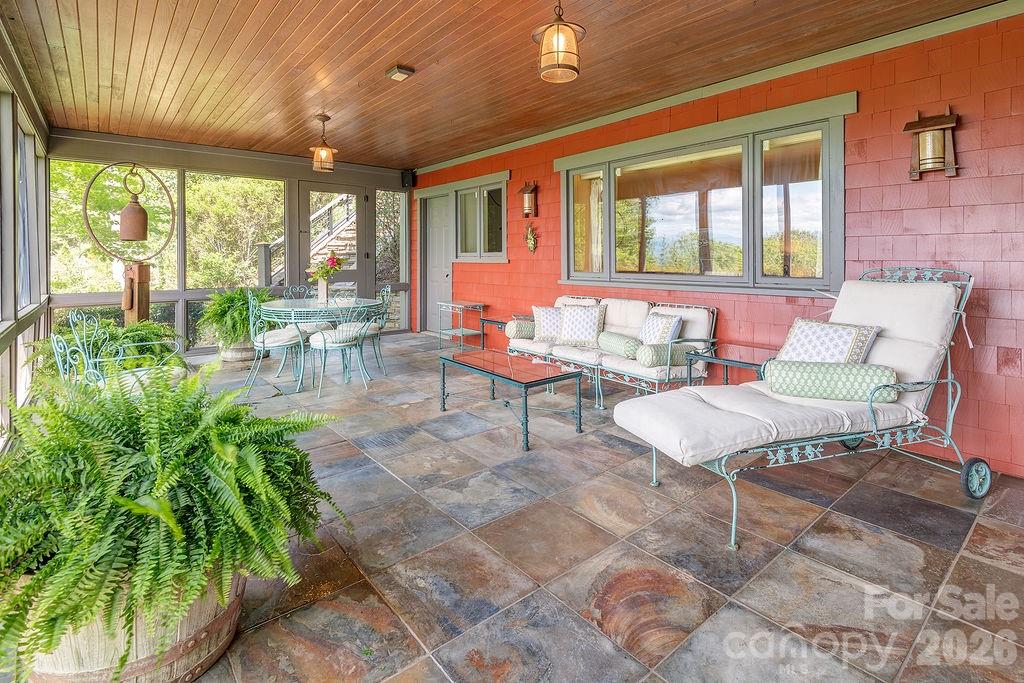 24 Westhaven Drive Asheville NC 28804