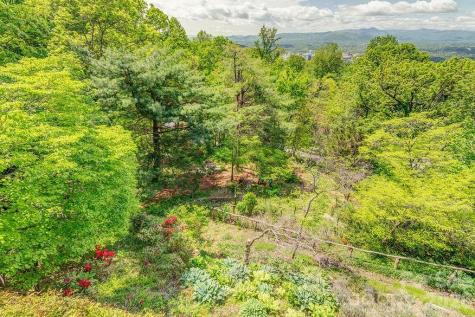 24 Westhaven Drive Asheville NC 28804