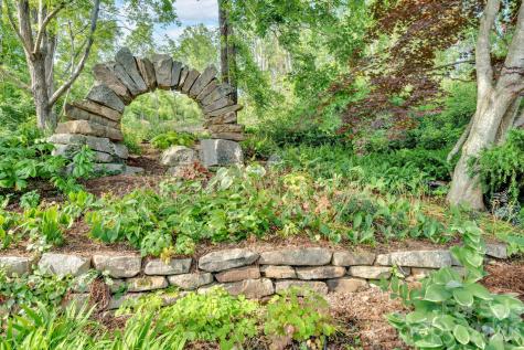 24 Westhaven Drive Asheville NC 28804