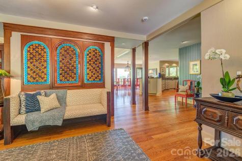 24 Westhaven Drive Asheville NC 28804