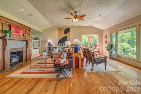 24 Westhaven Drive Asheville NC 28804