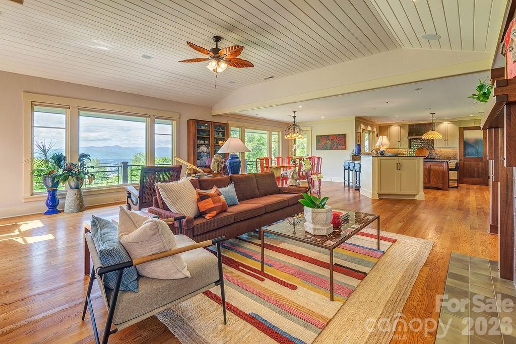 24 Westhaven Drive Asheville NC 28804
