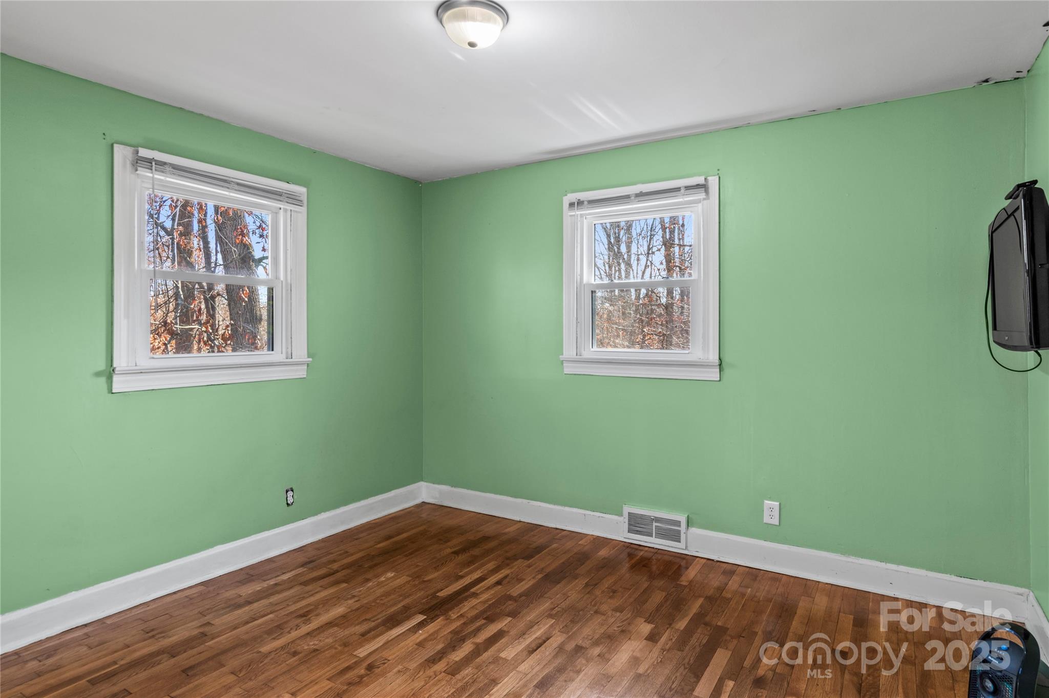 133 South Street Elkin NC 28621