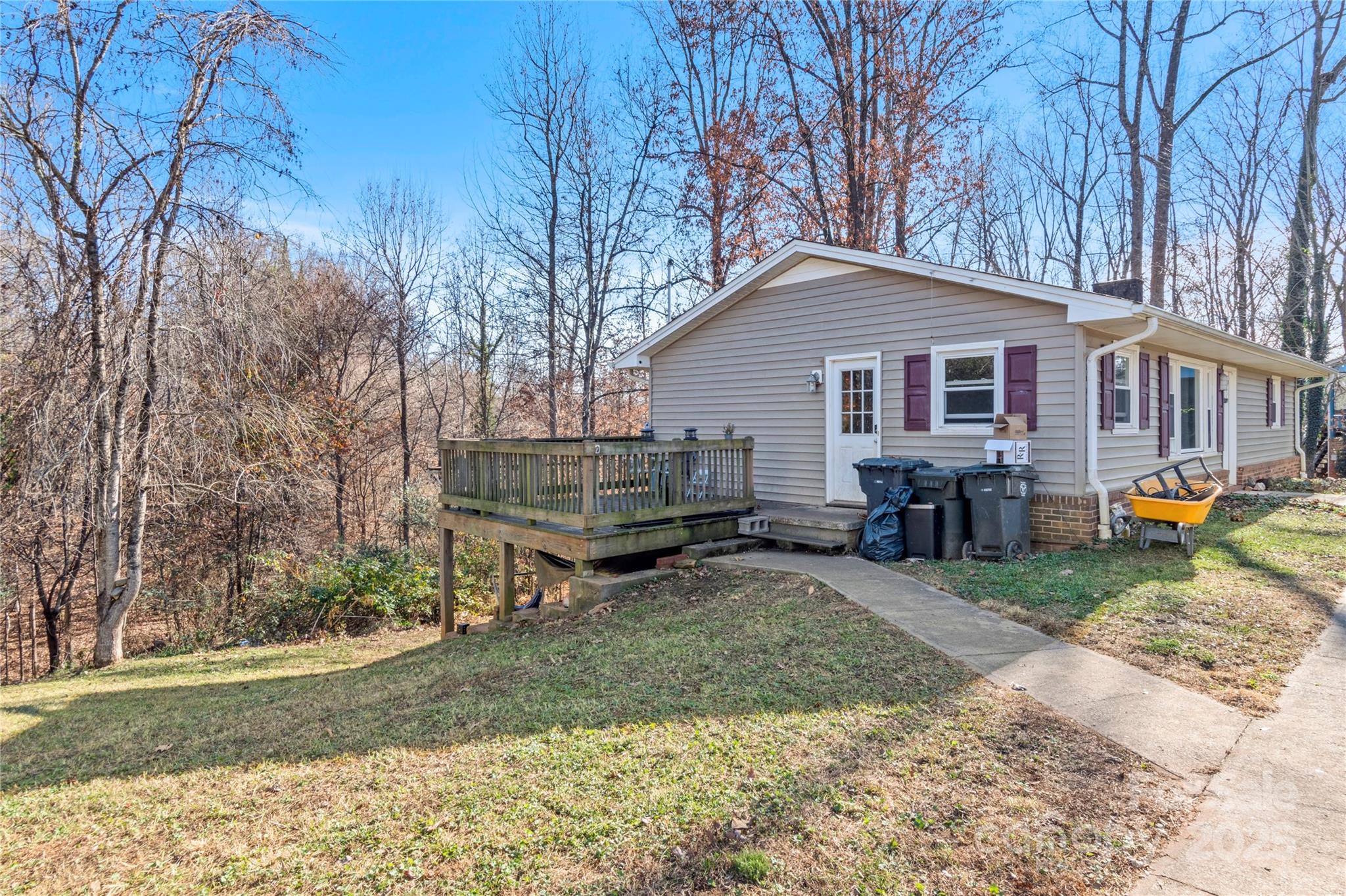 133 South Street Elkin NC 28621