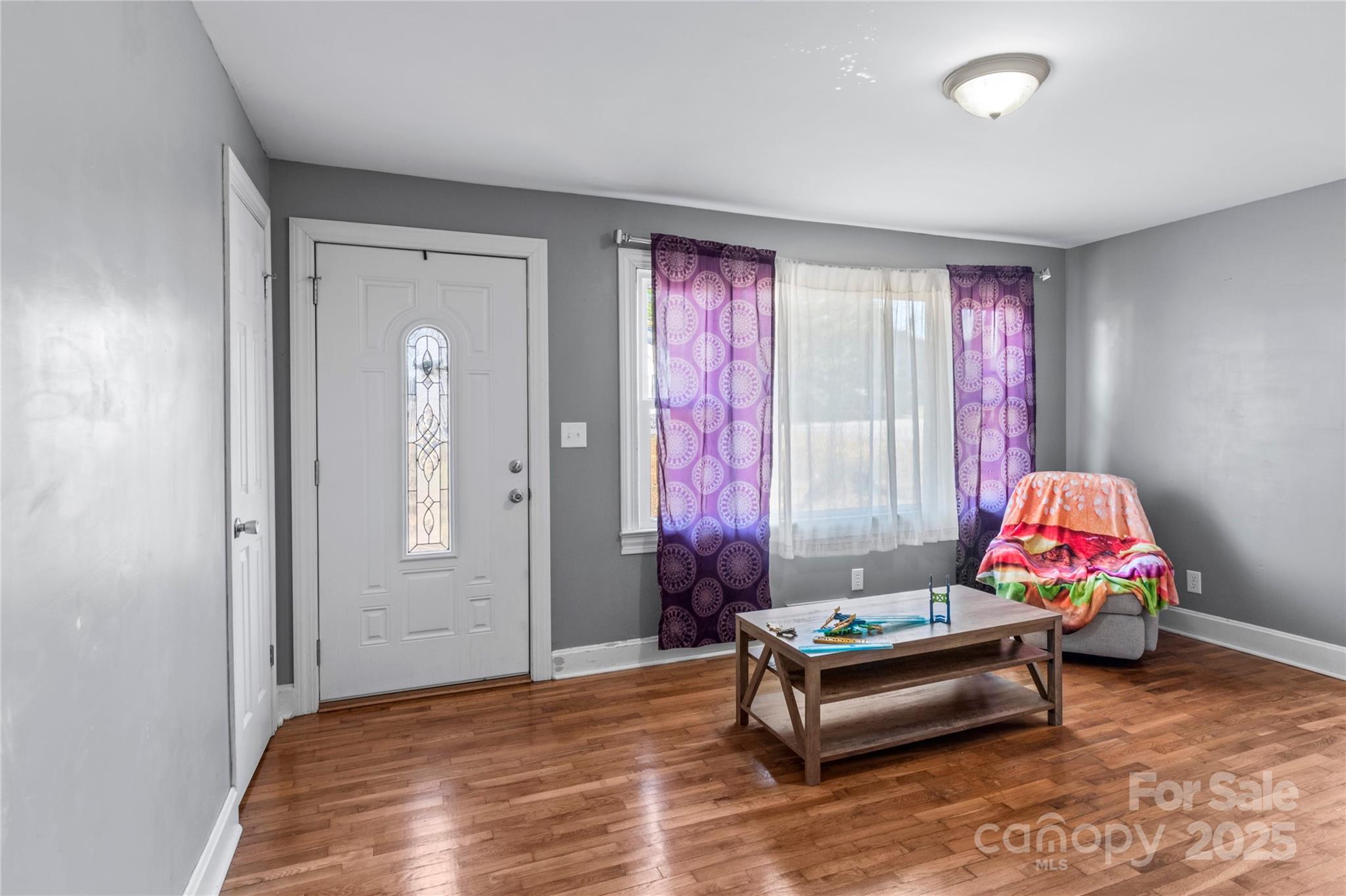 133 South Street Elkin NC 28621