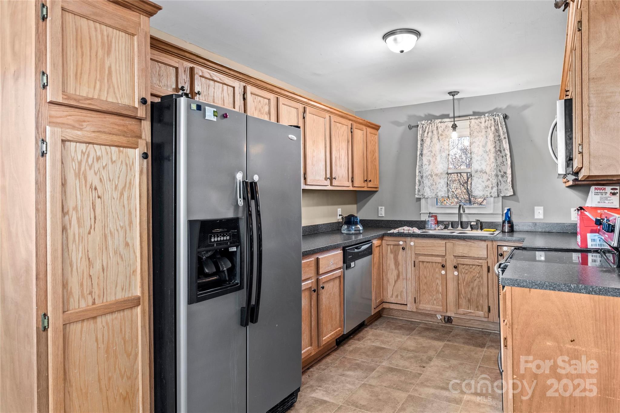 133 South Street Elkin NC 28621