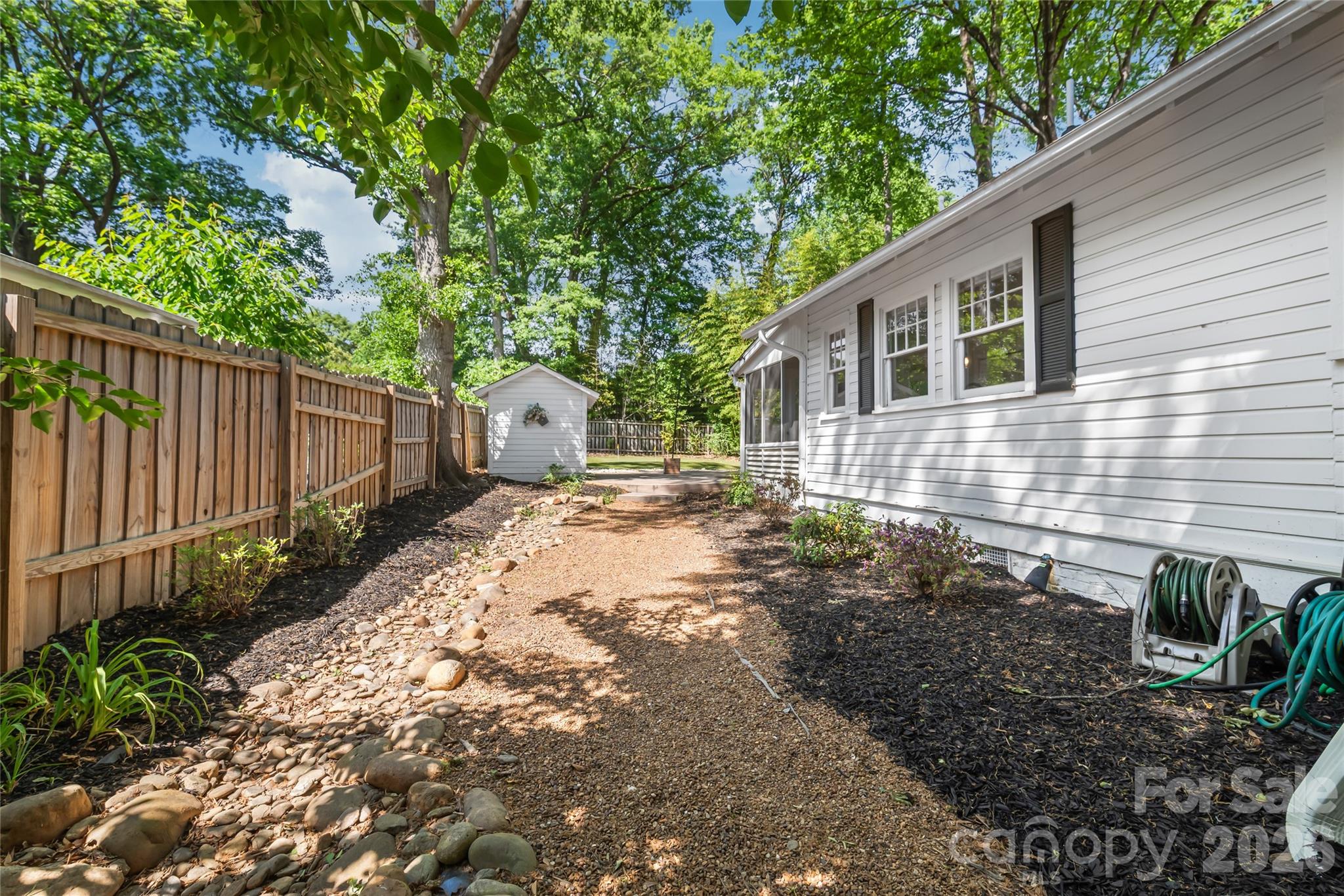 1609 Belvedere Avenue Charlotte NC 28205