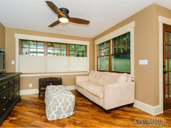 156 Rumbough Place Asheville NC 28806